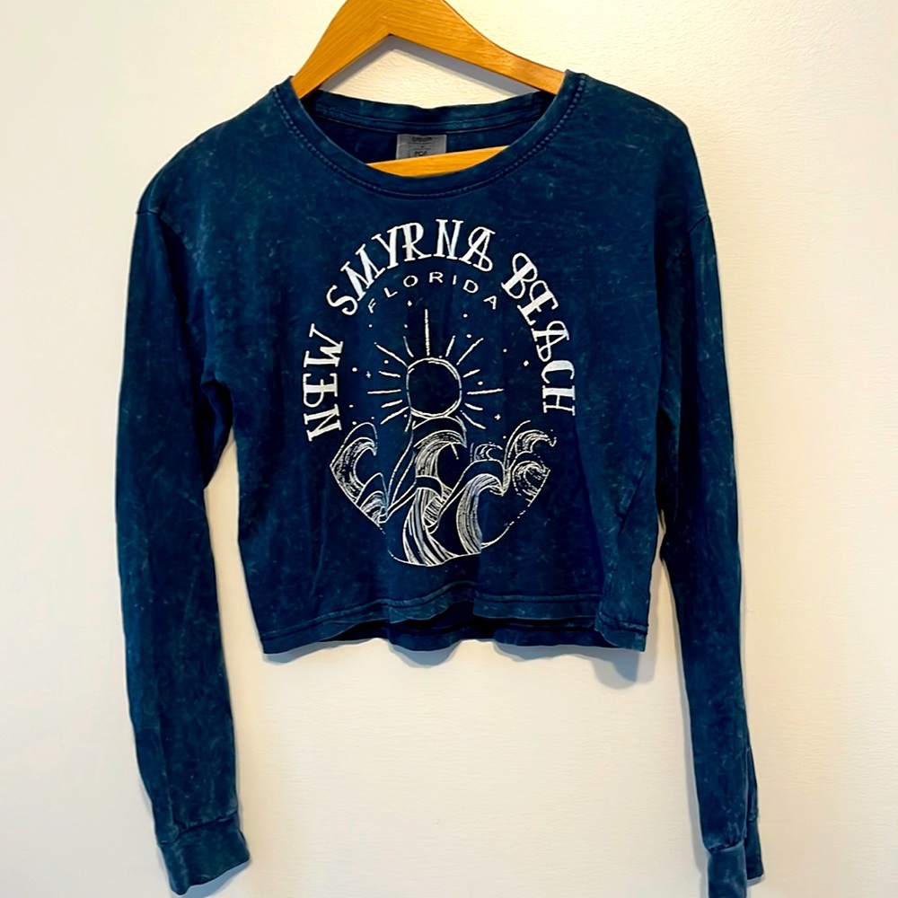 New Smyrna Beach Florida Bloom & Pop long sleeve crop graphic tie dyed top XS